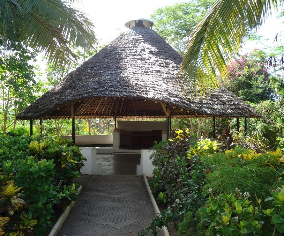 The Old Boma Hotel Mtwara Buitenkant foto